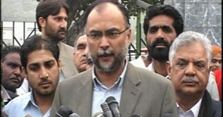 NRO beneficiaries should resign: PML-N